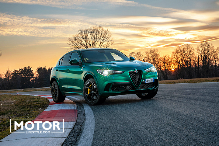 Alfa Romeo Nouveau SUV Stelvio version “Quadrifoglio“